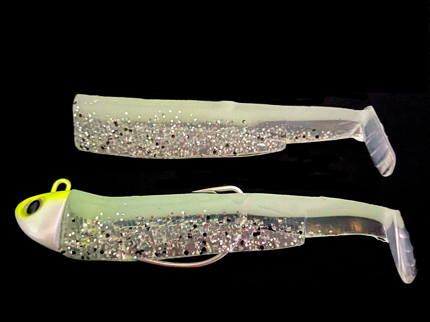K-Boom Minnow Combo 100 Glow Silver Glitter 18gr 4 K-Boom Minnow Combo 100 Glow Silver Glitter 18gr - Afbeelding 2