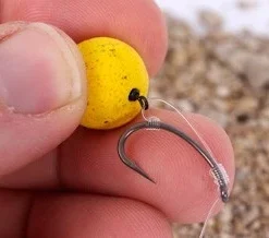 Korda Ready Tied IQ2 10lb D-rig Kurv Shank Maat 8